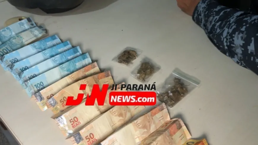 Jovens são flagrados com droga e detidos pela Força Tática