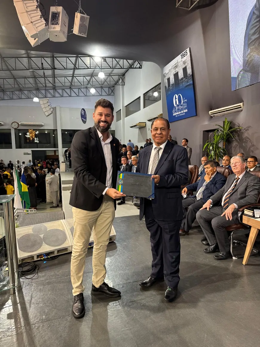 Deputado Nim Barroso entrega Voto de Louvor à Assembleia de Deus em Ji-Paraná pelos 60 anos de história