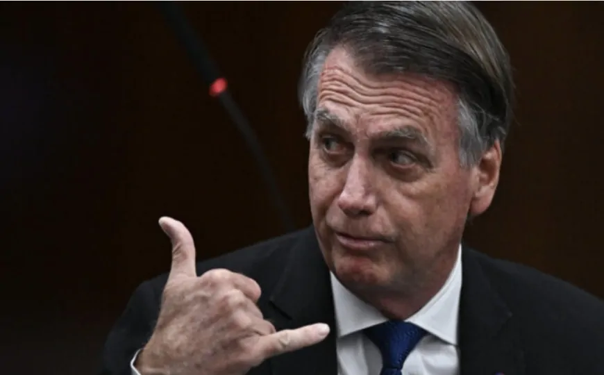 Políticos de direita têm mais que o dobro do engajamento de esquerda, centro e centrão juntos