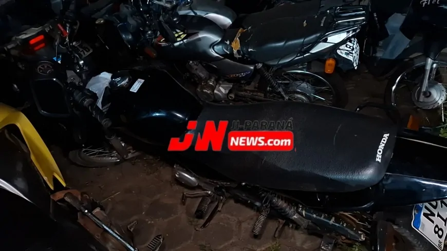 Casal é detido ao ser flagrado com motocicleta furtada durante patrulhamento