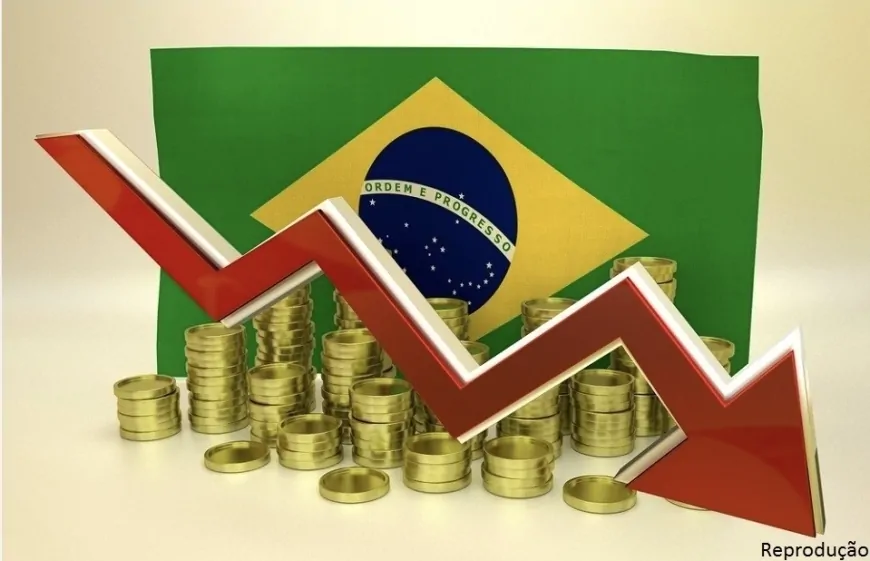 Crise Industrial: Fechamento de Fábrica da Nissan até 2028 e da Usina da Raízen Refletem Peso da Carga Tributária no Brasil