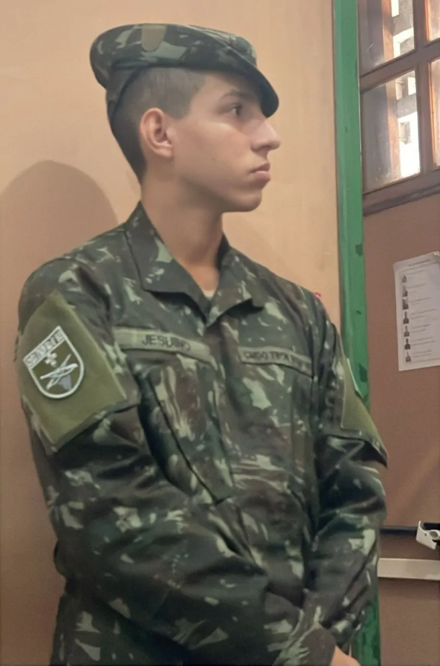 De Ji-Paraná- Militar desaparece nas águas do Rio Mamoré, na Praia do Acácio em Guajará-Mirim