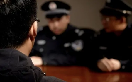 Autoridades chinesas prendem cerca de 30 pastores