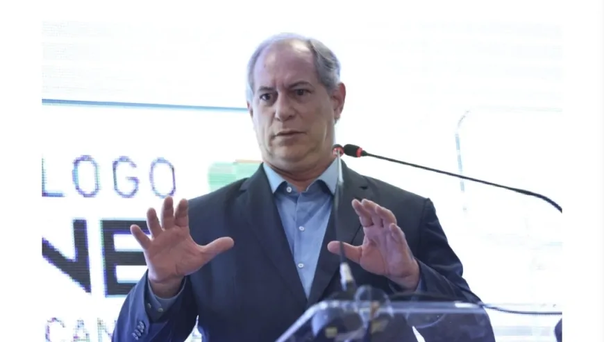 Alegando vínculo do PDT com o PT, Ciro Gomes se desfilia após 10 anos no partido