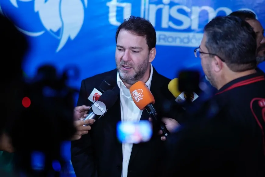Alex Redano prestigia abertura da Expo Turismo Rondônia 2025