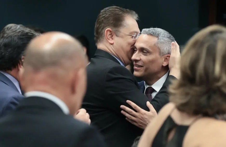 Exclusivo: após prisão de Bolsonaro, oposição vai paralisar Câmara até pautar anistia