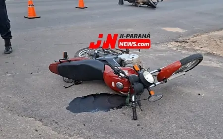 Colisão em cruzamento deixa duas pessoas feridas em Ji-Paraná