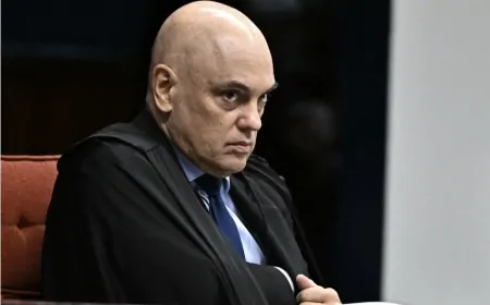 Moraes anula decisão da Câmara e retira mandato de Zambelli