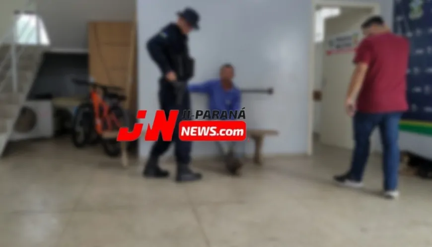 Homem de 45 anos é preso suspeito de importunar sexualmente enteada