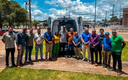 Deputado Nim Barroso garante ambulância zero quilômetro para Governador Jorge Teixeira