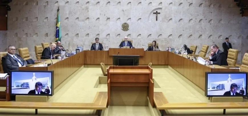 STF derruba lei que visava impedir doutrinação ideológica em sala de aula