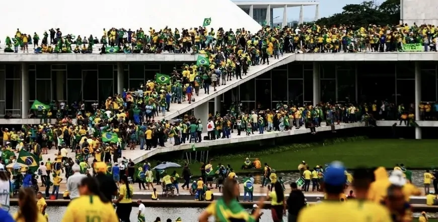 Congresso articula votação para derrubar veto de Lula ao PL da Dosimetria