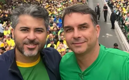Flávio Bolsonaro participa de encontro do PL em Rondônia para lançamento da pré-candidatura de Marcos Rogério ao Governo