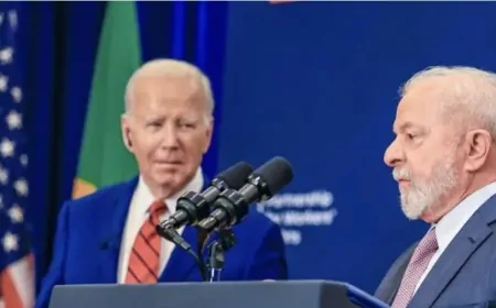 Agência internacional compara Lula a Biden