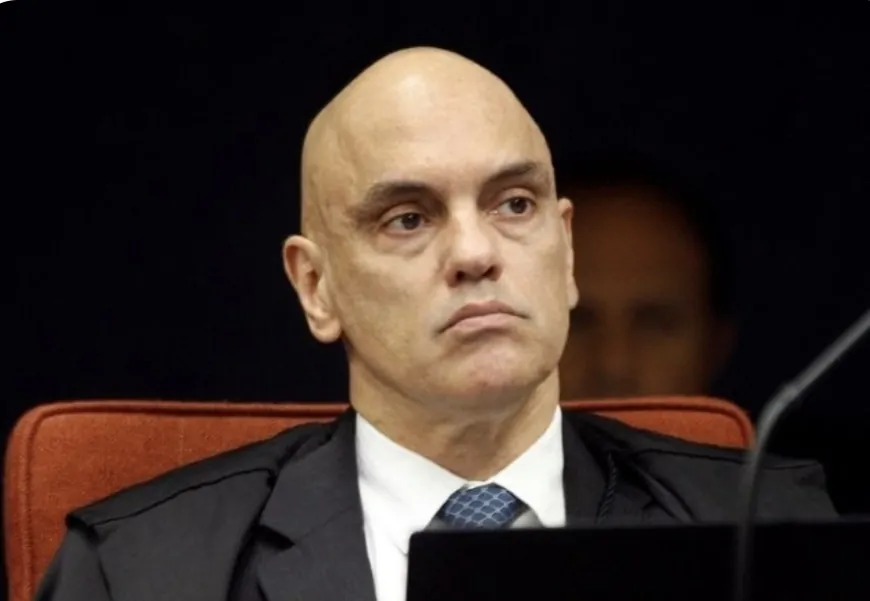 Moraes sinaliza mudança de postura e deve autorizar domiciliar a Bolsonaro