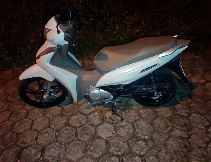 Mãe se esconde com bebê durante invasão e Polícia Militar impede furto em Ji-Paraná