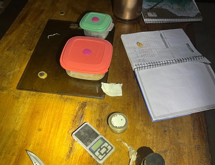 Guarnição do PATAMO desarticula possível ponto de tráfico após denúncias em Ji-Paraná