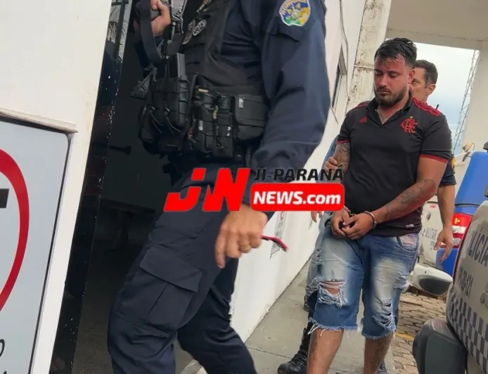 Abordagem policial termina com apreensão de maconha e dinheiro em Ji-Paraná