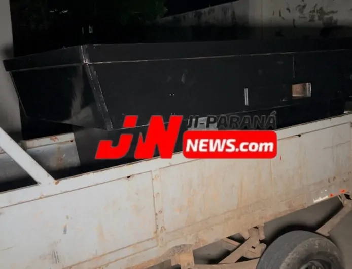 Mesa de sinuca furtada é recuperada horas após o crime; dois são presos em Ji-Paraná