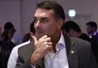 Flávio visita Jair Bolsonaro e ouve recado do pai para “seguir firme”