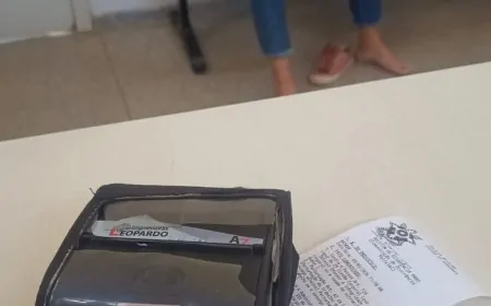 Mulher é presa após agredir e ofender equipes durante atendimento de surto psicótico do filho