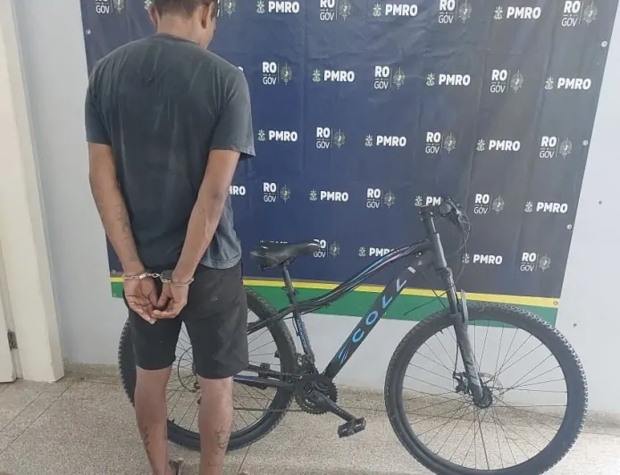 Suspeito é preso pela Polícia Militar e bicicleta furtada é recuperada no bairro Nova Brasília
