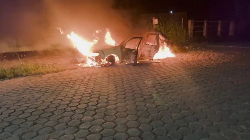 Incêndio destrói veículo e assusta moradores no Jardim dos Migrantes, em Ji-Paraná