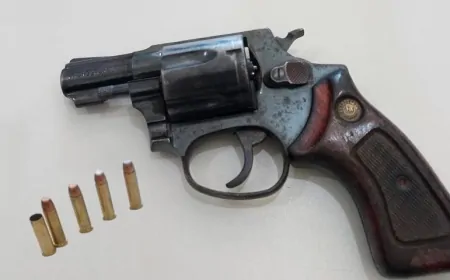 Homem é detido com revólver e munições durante ação da PM