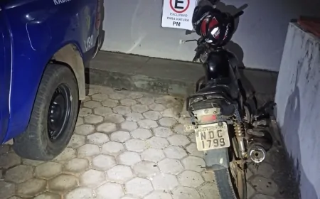 Abordagem da PM termina com moto furtada recuperada, drogas apreendidas e motorista preso por embriaguez em Ji-Paraná