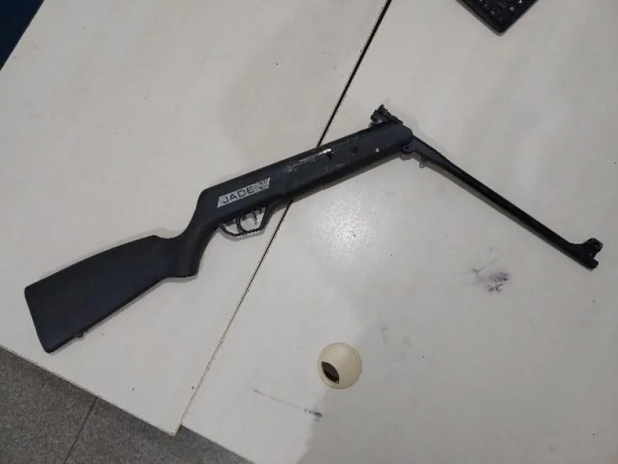 PM apreende arma de fogo durante apoio ao cumprimento de medida protetiva