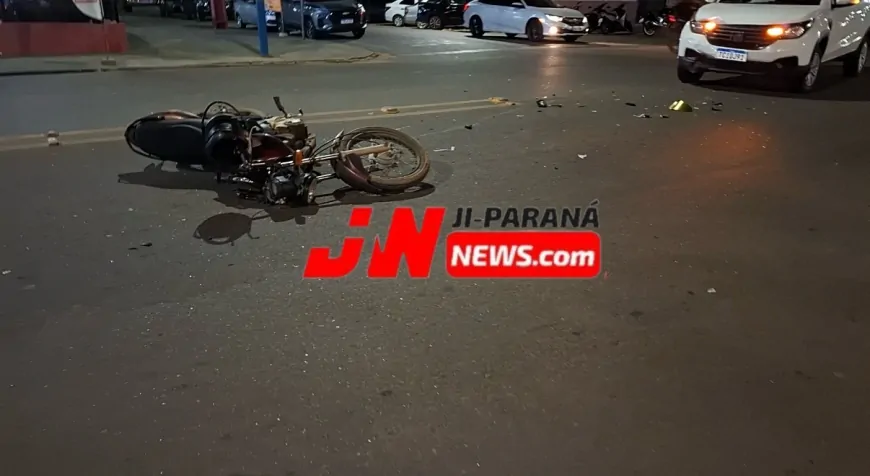 Colisão entre moto e carro deixa motociclista ferido no bairro Nova Brasília