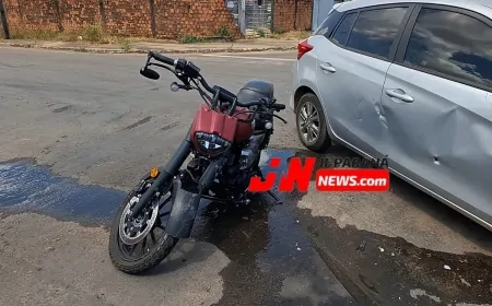 Acidente envolvendo Corolla e bicicleta elétrica deixa trabalhadora gravemente ferida em Ji-Paraná