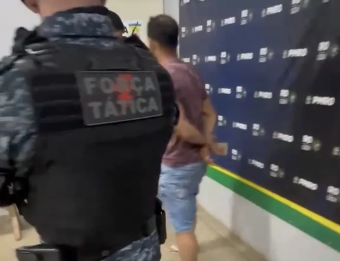 Polícia Militar prende homem suspeito de violar a intimidade de vizinhos em Ji-Paraná