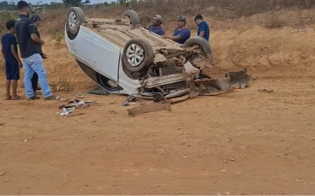 Mulher fica ferida após atingir pedra e capotar veículo em Ji-Paraná