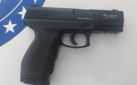 Simulacro com aparência de arma verdadeira é apreendido durante abordagem da PM em Ji-Paraná