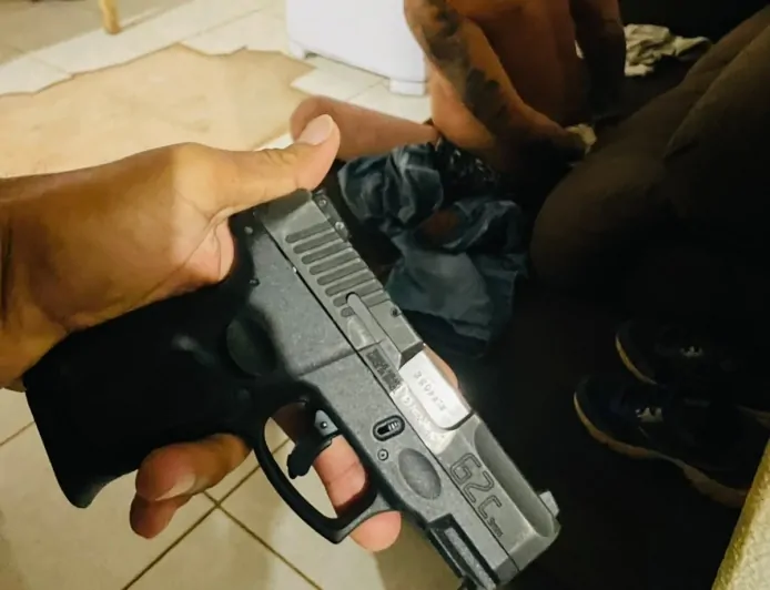 Denúncia leva PM a apreender pistola adulterada e prender suspeito no bairro Rondon I