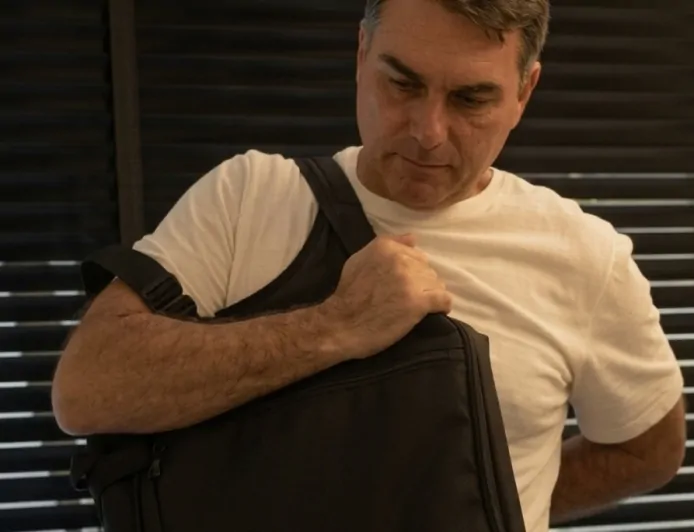 "Esquerda do Amor": Flávio Bolsonaro é alvo de 2.463 ameaças em apenas dez dias