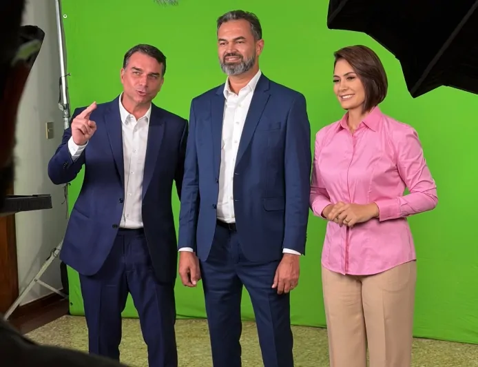 Michelle Bolsonaro reforça apoio a Bruno Bolsonaro Scheid e gesto amplia projeção política do candidato em Brasília