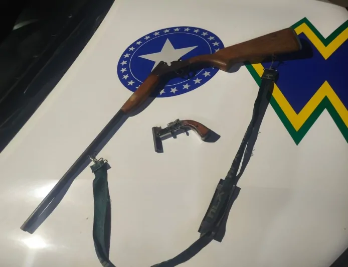 Denúncia de homem armado termina com comerciante preso em Ji-Paraná