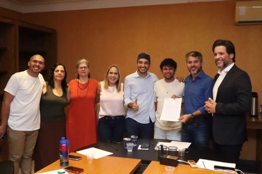 Marcos Rogério reúne representantes da cultura e inclui demandas do setor no plano de governo