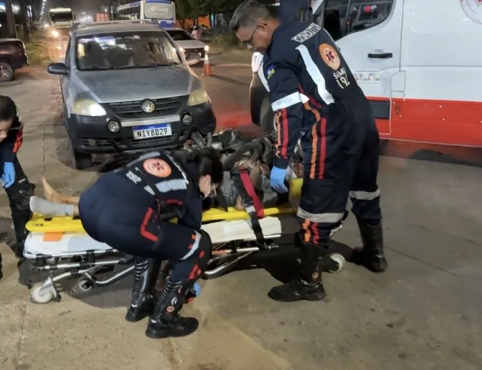 Dois motociclistas ficam feridos após colisão frontal na antiga Linha 94, em Ji-Paraná