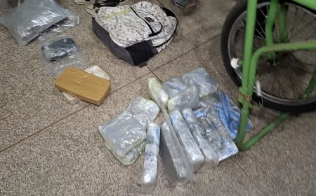 Suspeito abandona bicicleta e bolsas com cerca de 12 quilos de drogas durante fuga da PM em Ji-Paraná