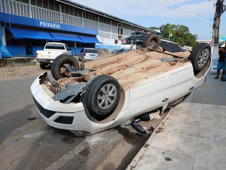 Capotamento mobiliza Polícia Militar na madrugada desta sexta-feira