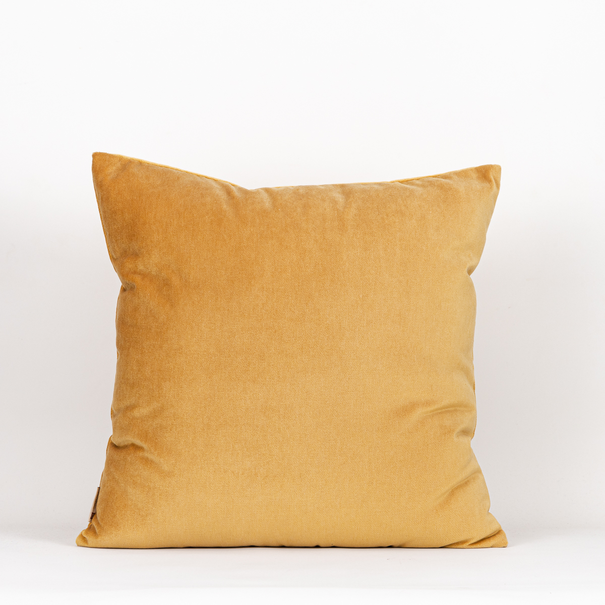 Almofada El Swiss velvet Gold 50x50