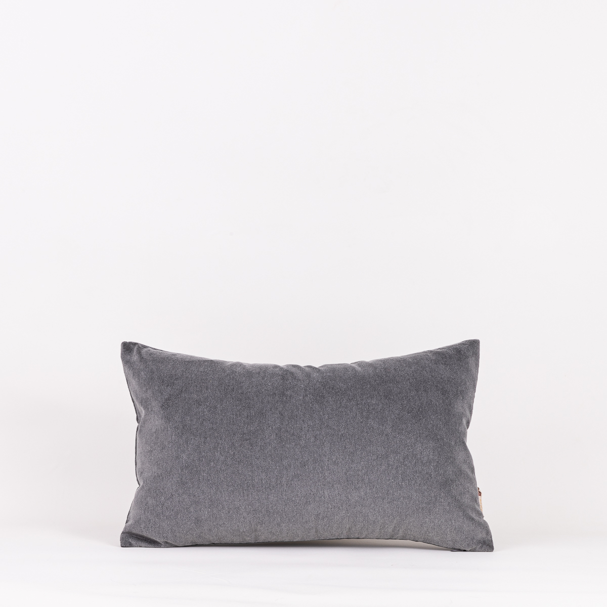 Almofada El Malibu Velvet Graphite 30x50