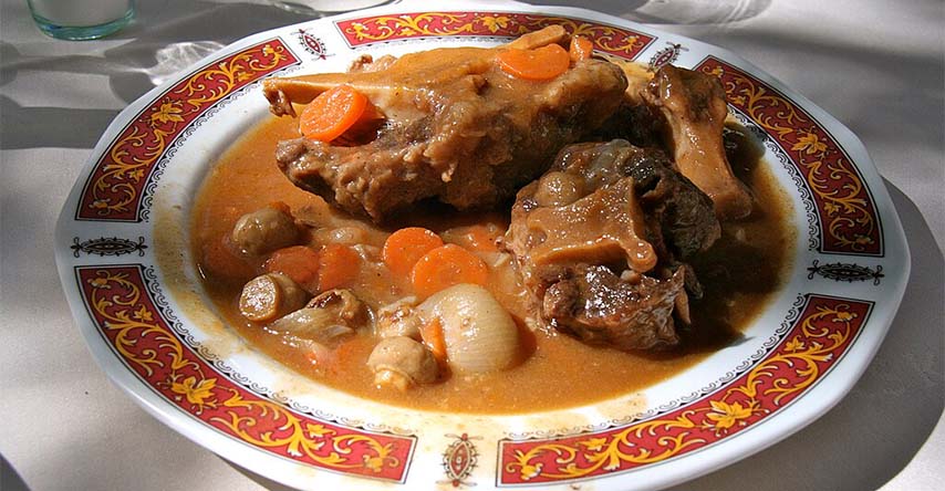 Rabo de Toro assado, prato espanhol