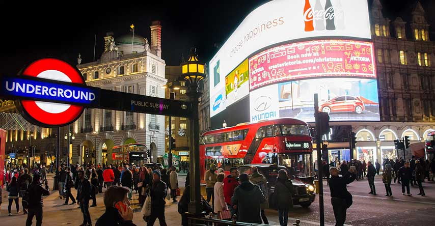 harry potter em londres piccadilly circus