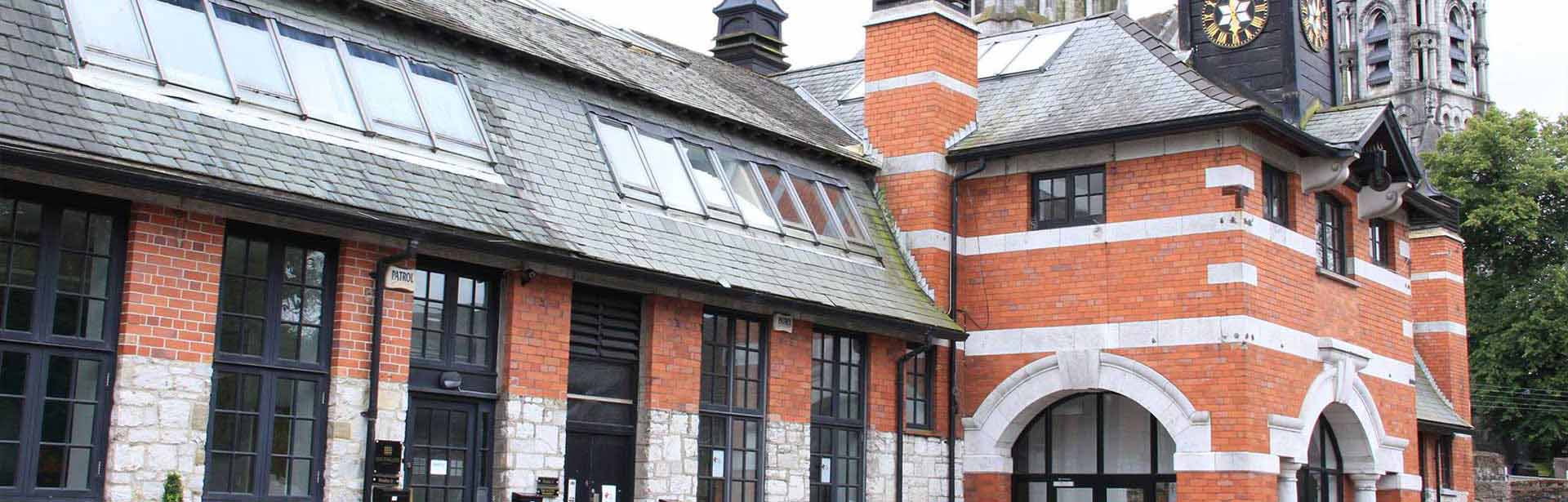 CEW Cork English World Optima Intercâmbio Cork