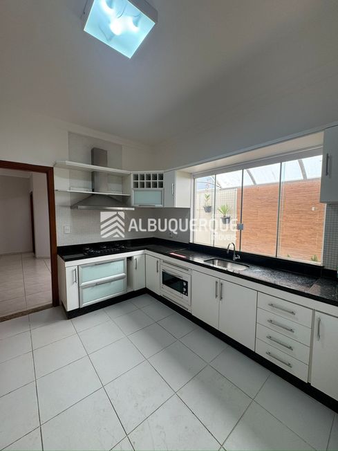 Casa em condomínio_Aluguel