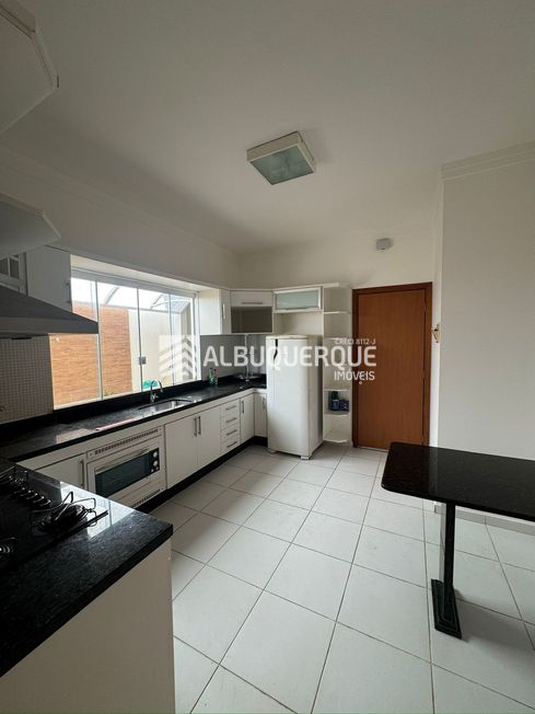 Casa em condomínio_Aluguel